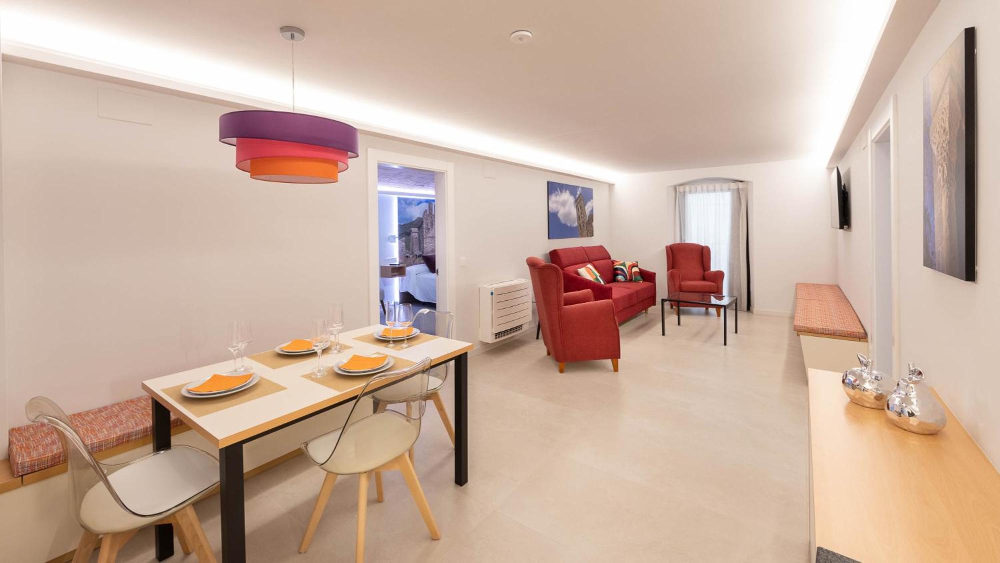 C&C Apartments Figueres  Bagian luar foto