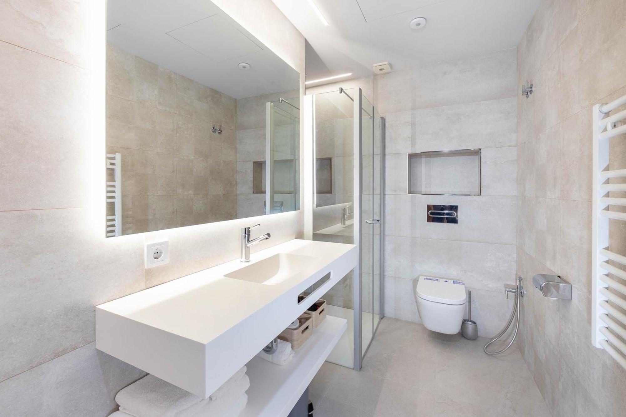 C&C Apartments Figueres  Bagian luar foto