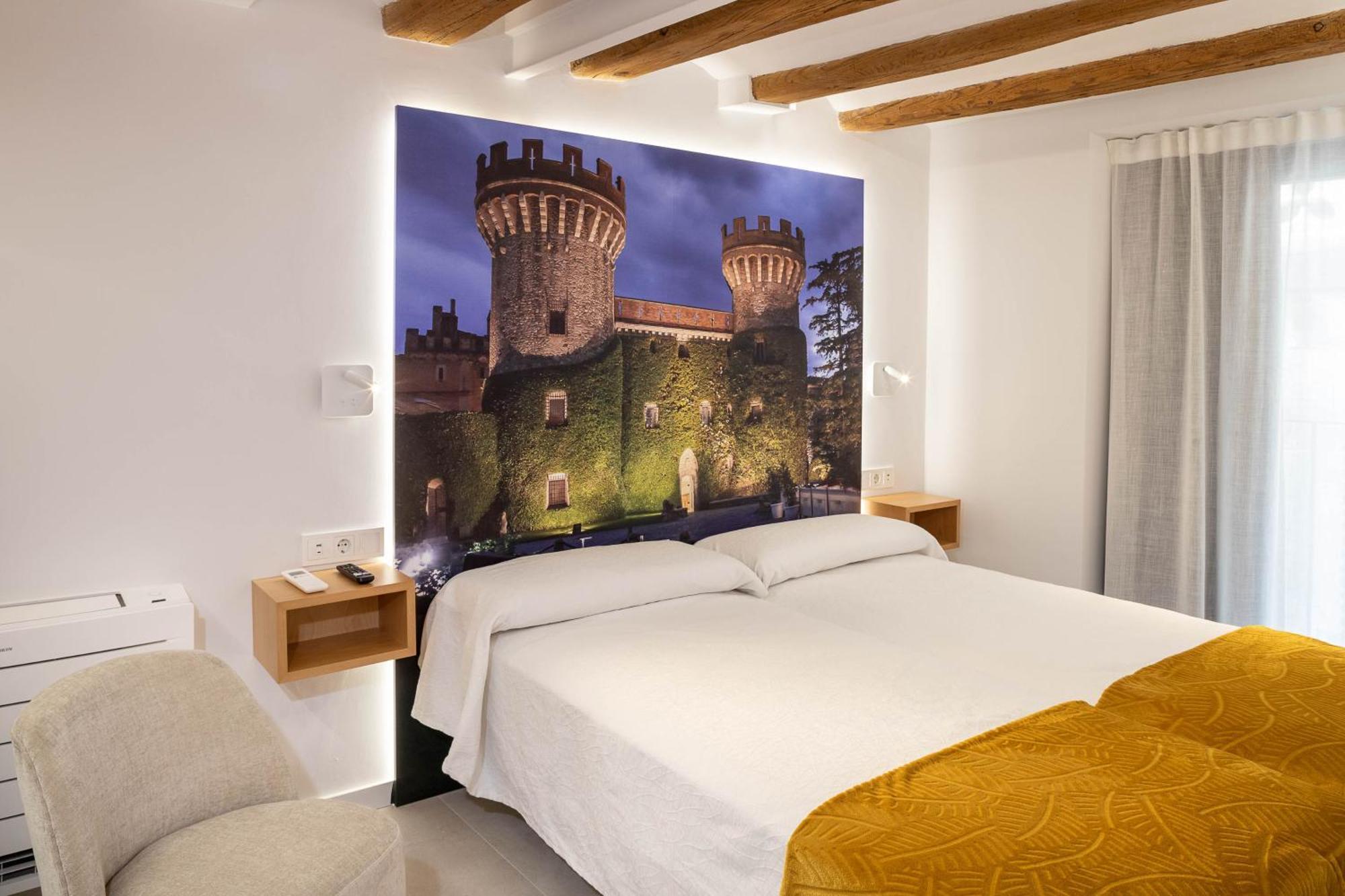 C&C Apartments Figueres  Bagian luar foto
