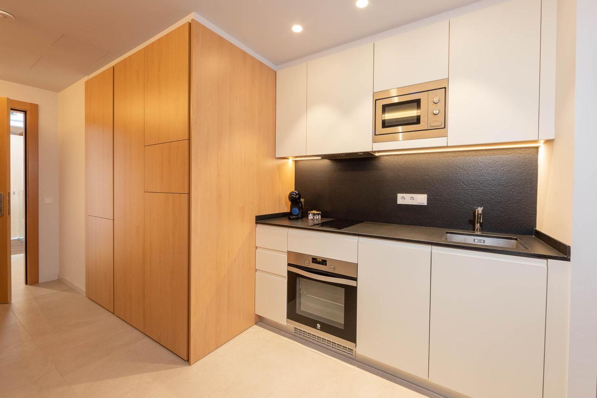 C&C Apartments Figueres  Bagian luar foto