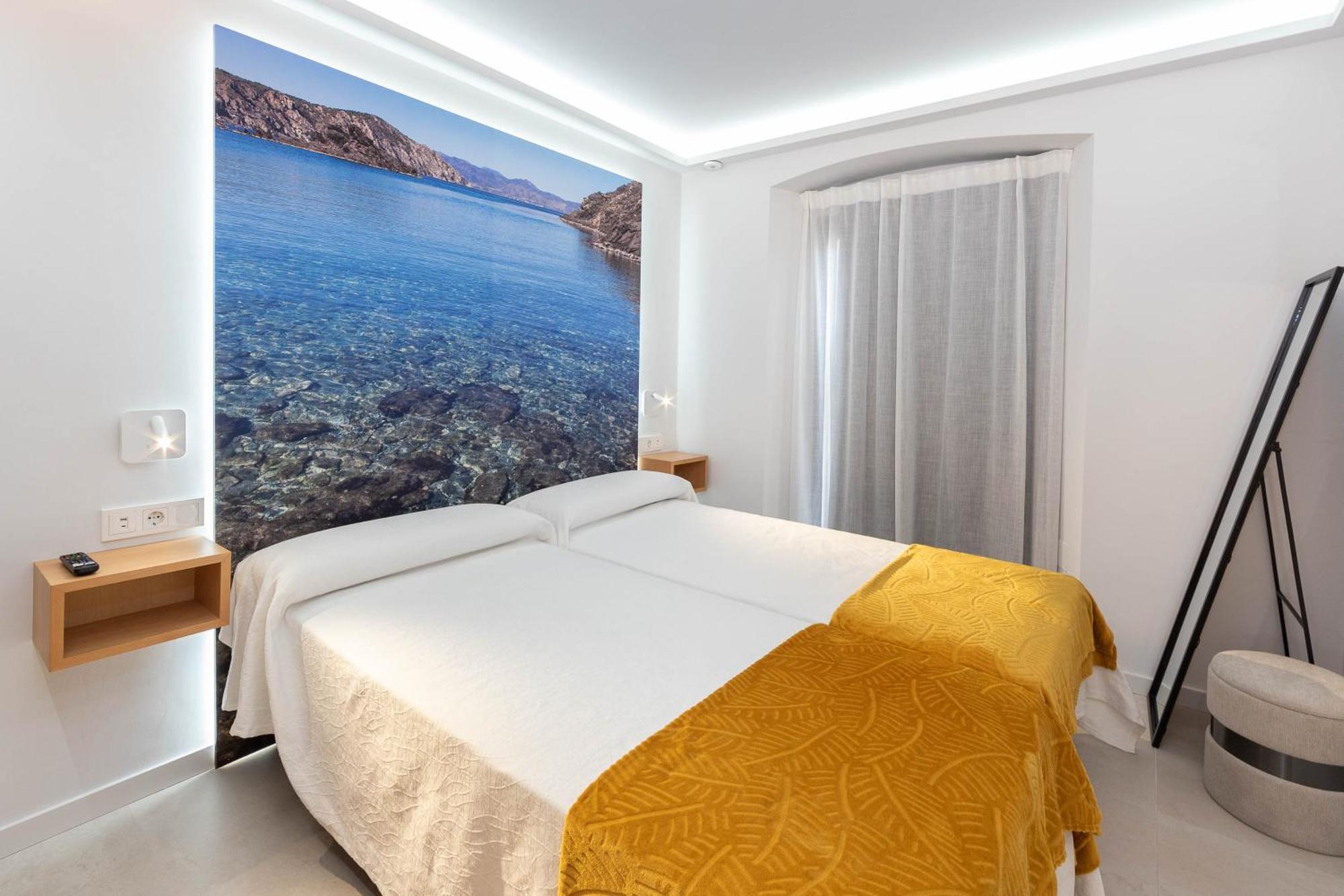 C&C Apartments Figueres  Bagian luar foto