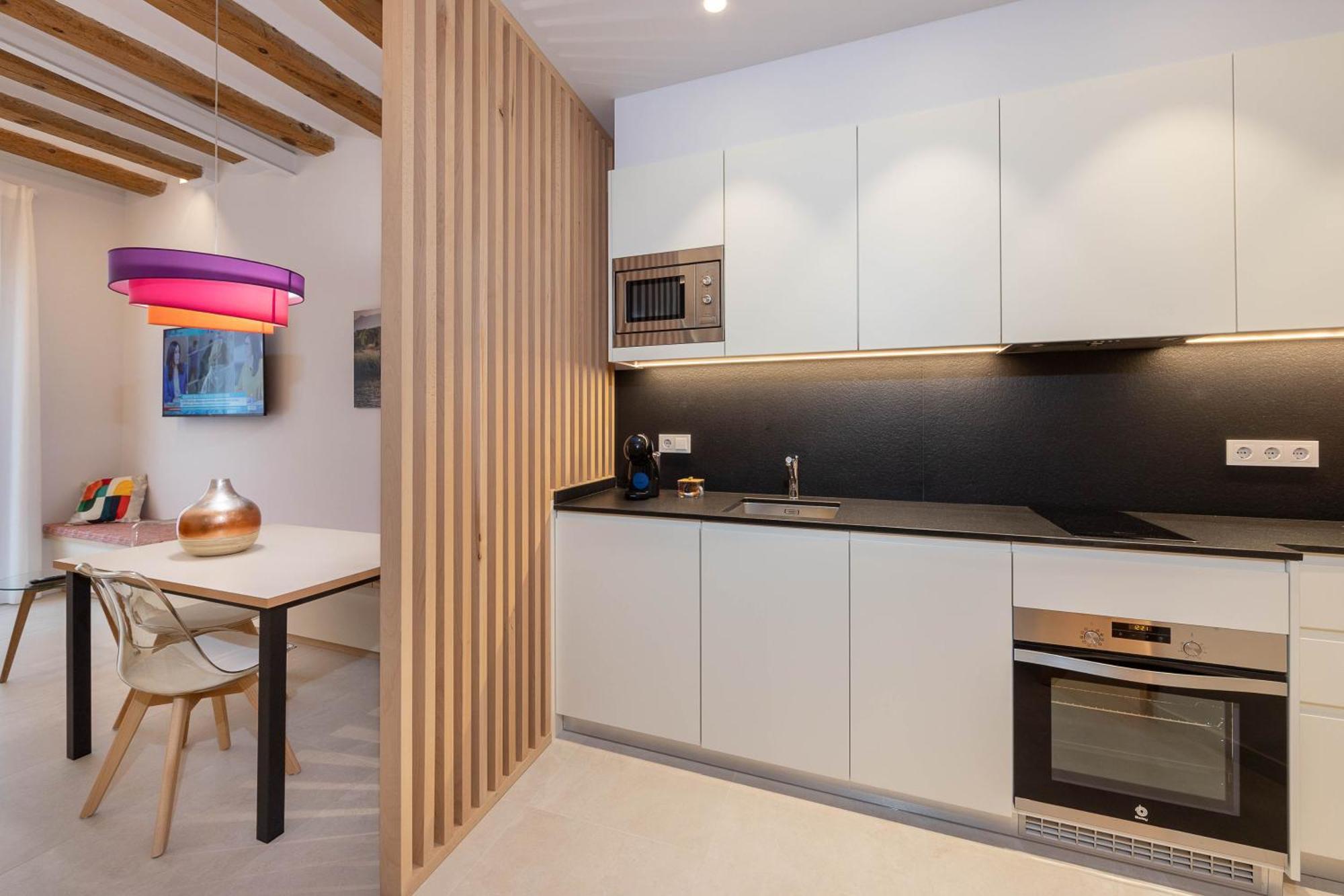 C&C Apartments Figueres  Bagian luar foto