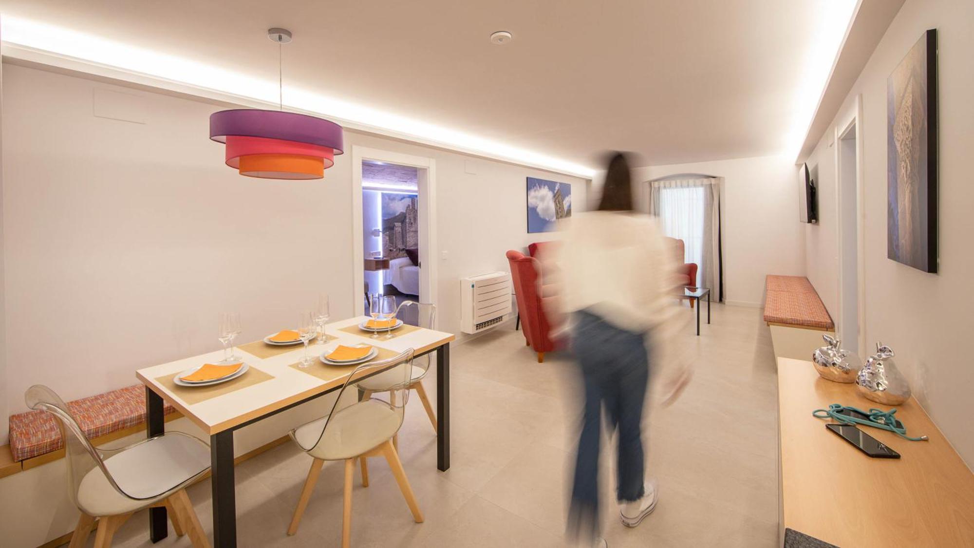 C&C Apartments Figueres  Bagian luar foto